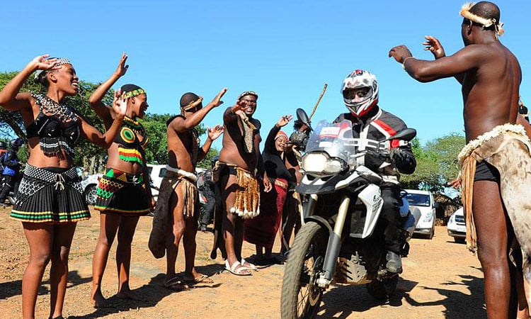 Herzliche Begrüßung in Shakaland