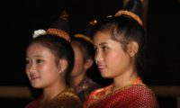 Laos Mädchen in Tracht