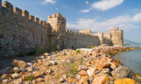 Die Burg am Kap Anamur ist gut erhalten und gehört zum UNESCO Welterbe