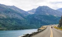 Die Straße zum Glacier National Park
